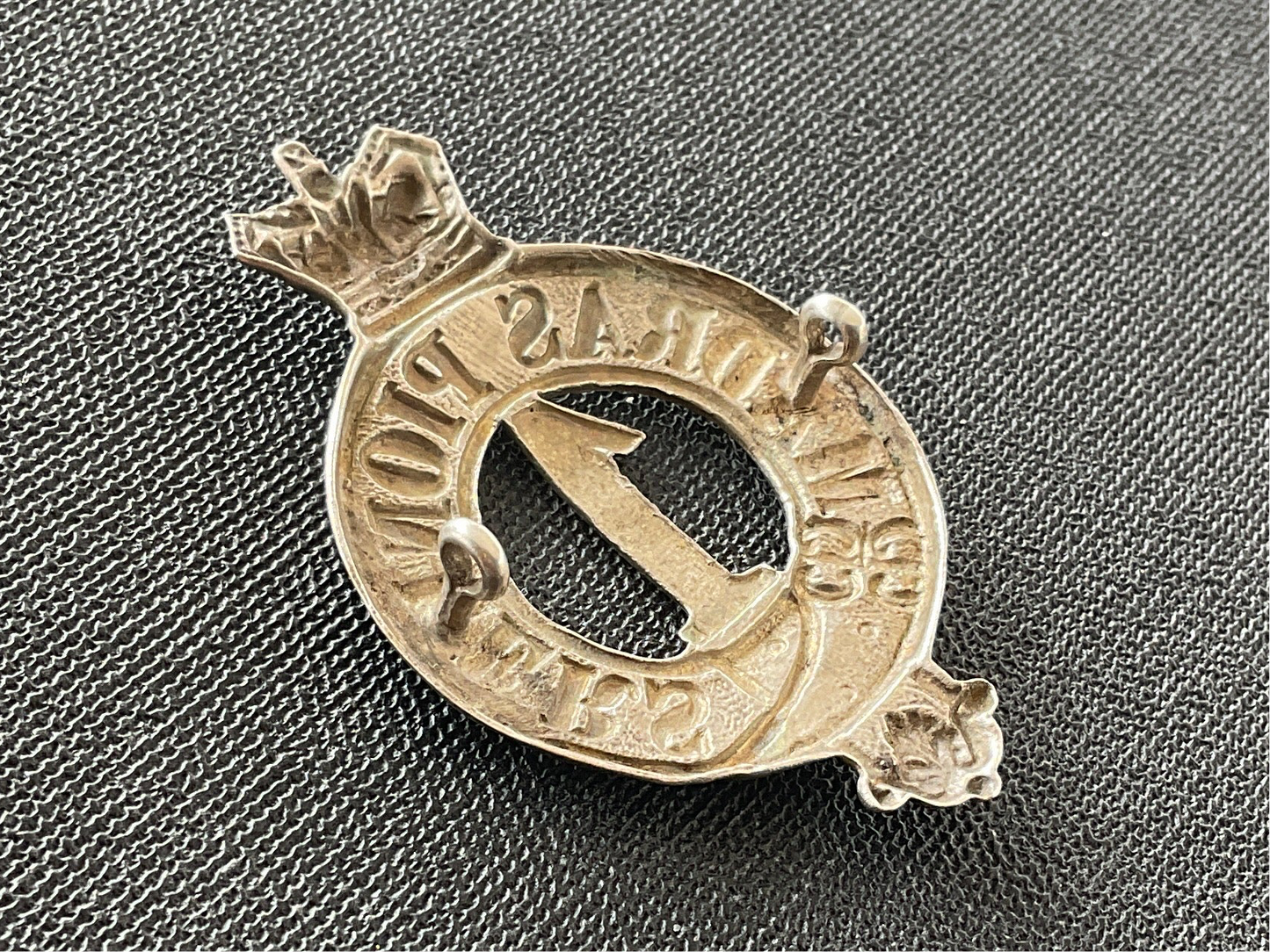 QVC 1st Regiment of Madras Infantry (Pioneers) cap badge.