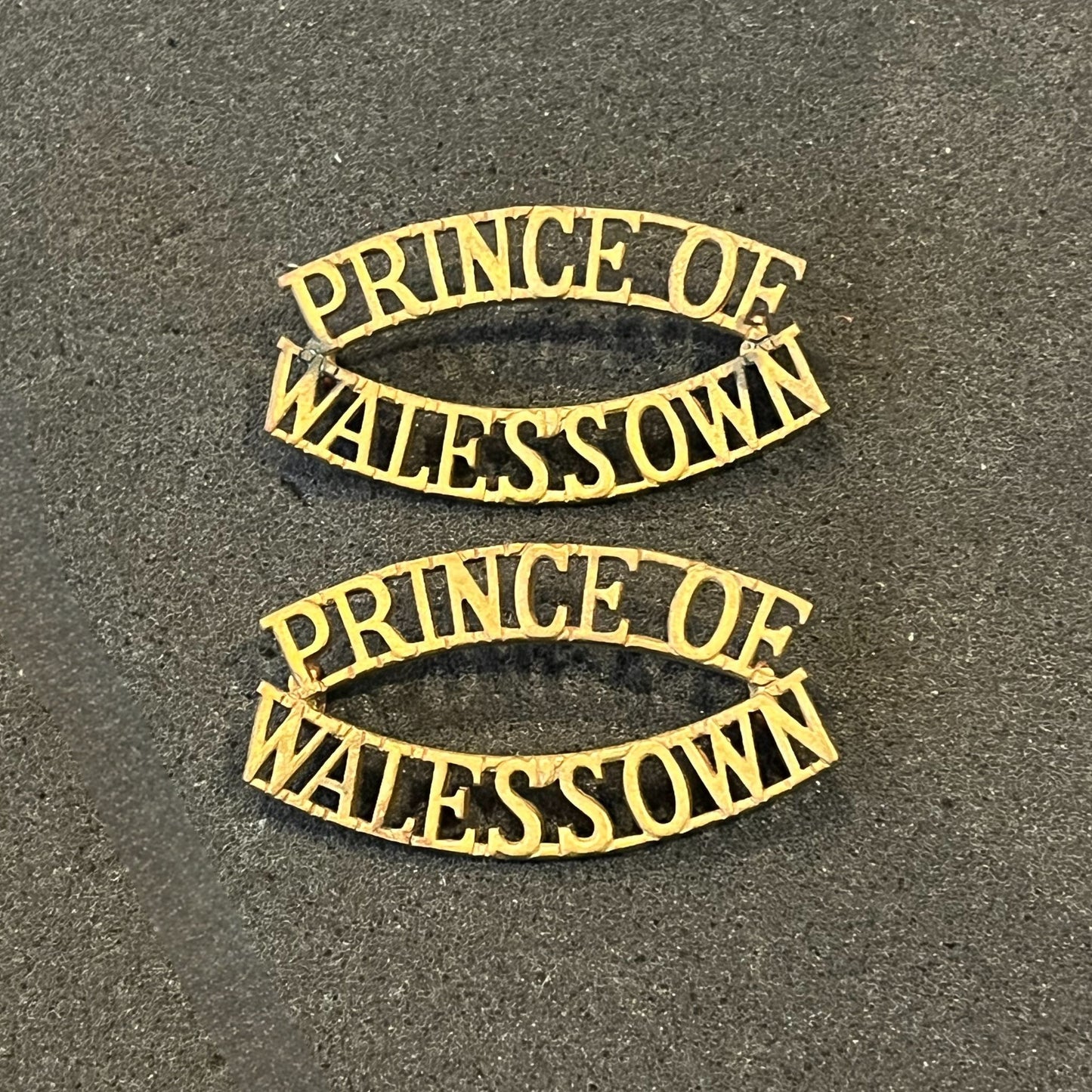 Prince of Wales Own shoulder titles