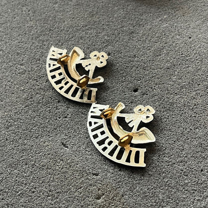 Durham Light Infantry collar badges