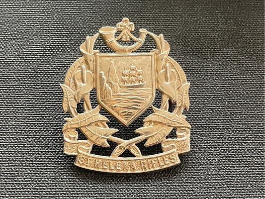WW1/2 St.Helena Rifles cap badge (1914-46)