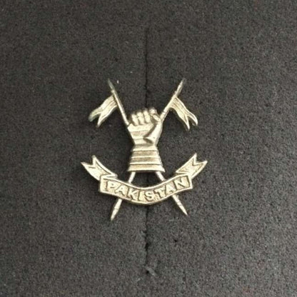 Pakistan Armoured Regiment Cap Badge