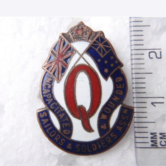 WW1 Queensland Incapacitated & Wounded sailors & Soldiers Association pin
