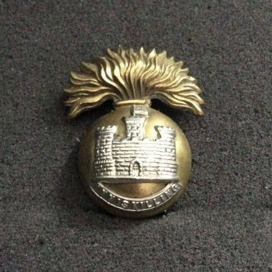 🇬🇧 WWI Royal Inniskilling Fusiliers Cap Badge