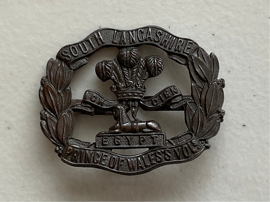 WW1/2 South Lancashire Fusiliers O.S.D Cap badge